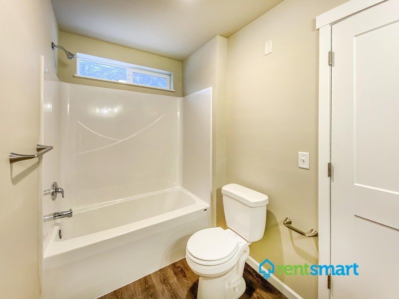 Spacious 2 bedroom / 2 bathroom apartment - The Mount Jumbo Floor Plan property image