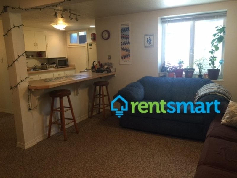 Sweet two bedroom University area apartment - Heat Included! property image