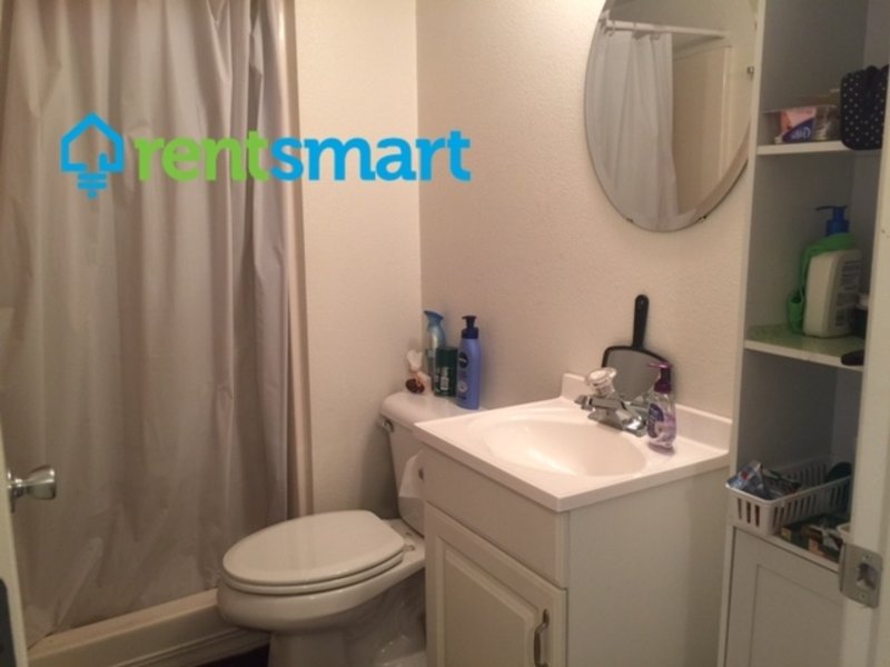 Sweet two bedroom University area apartment - Heat Included! property image