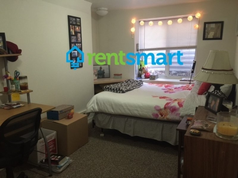Sweet two bedroom University area apartment - Heat Included! property image