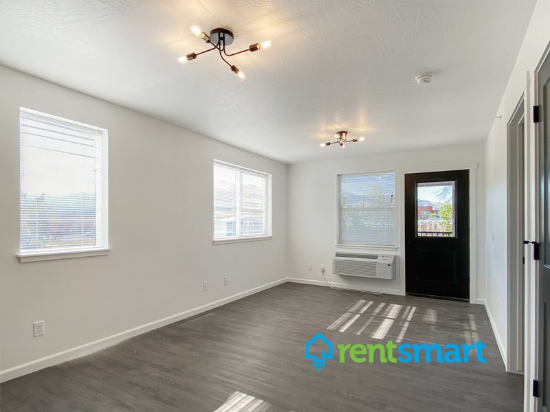 Newer Construction - Stylish One Bedrooms Available - Pet Friendly property image