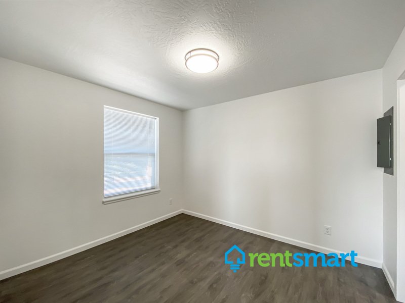 Newer Construction - Stylish One Bedrooms Available - Pet Friendly property image