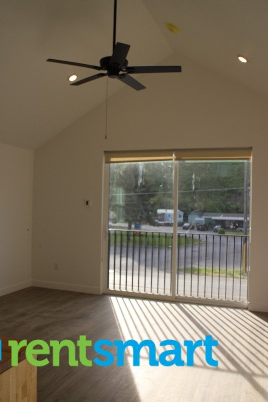 Sophisticated Modern Living Starts Here property image