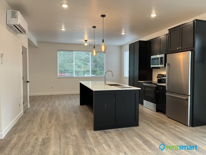 Sophisticated Modern Living Starts Here property image