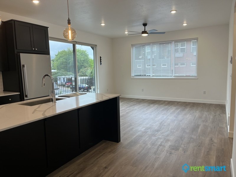 Sophisticated Modern Living Starts Here property image