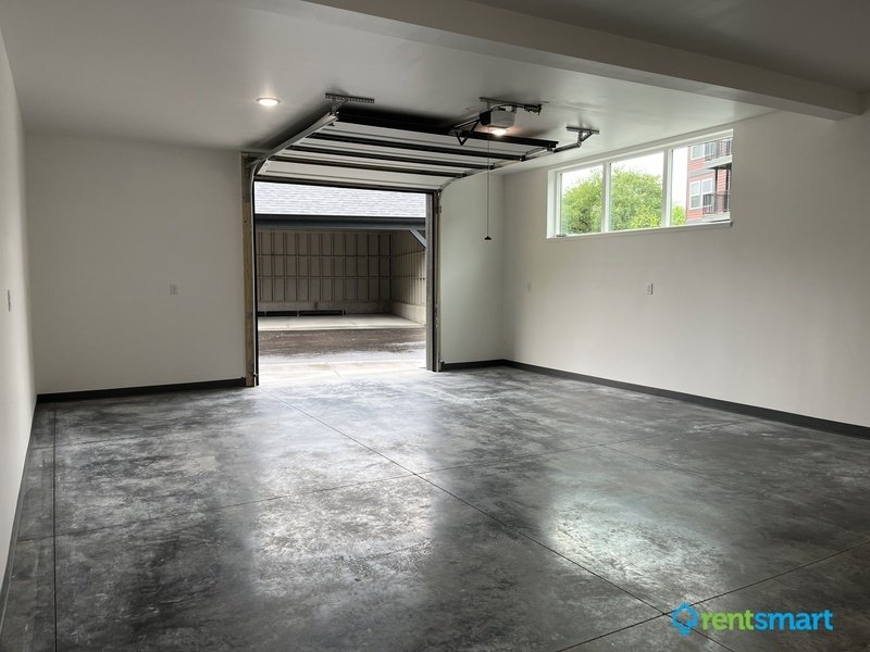 Sophisticated Modern Living Starts Here property image
