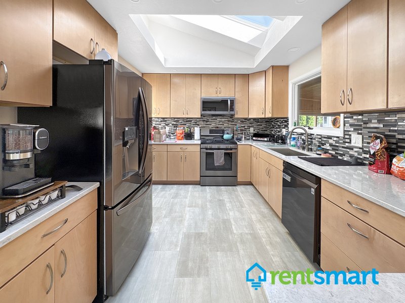 Spacious Rattlesnake Home - Pet friendly property image